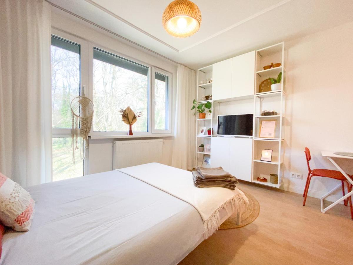 Apartament Fala Metro Sgh Klub Stodola Parking Parkview Fast Wifi Warszawa Eksteriør billede